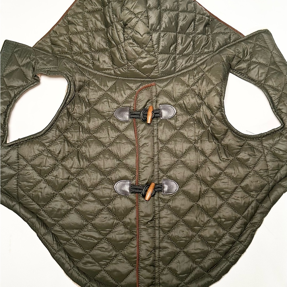 Nautica Pet Vet Hunter Green and Beige